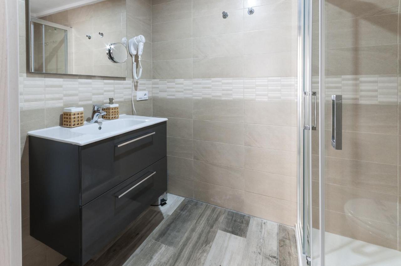 Apartamentos Al-Andalusi دينايا المظهر الخارجي الصورة