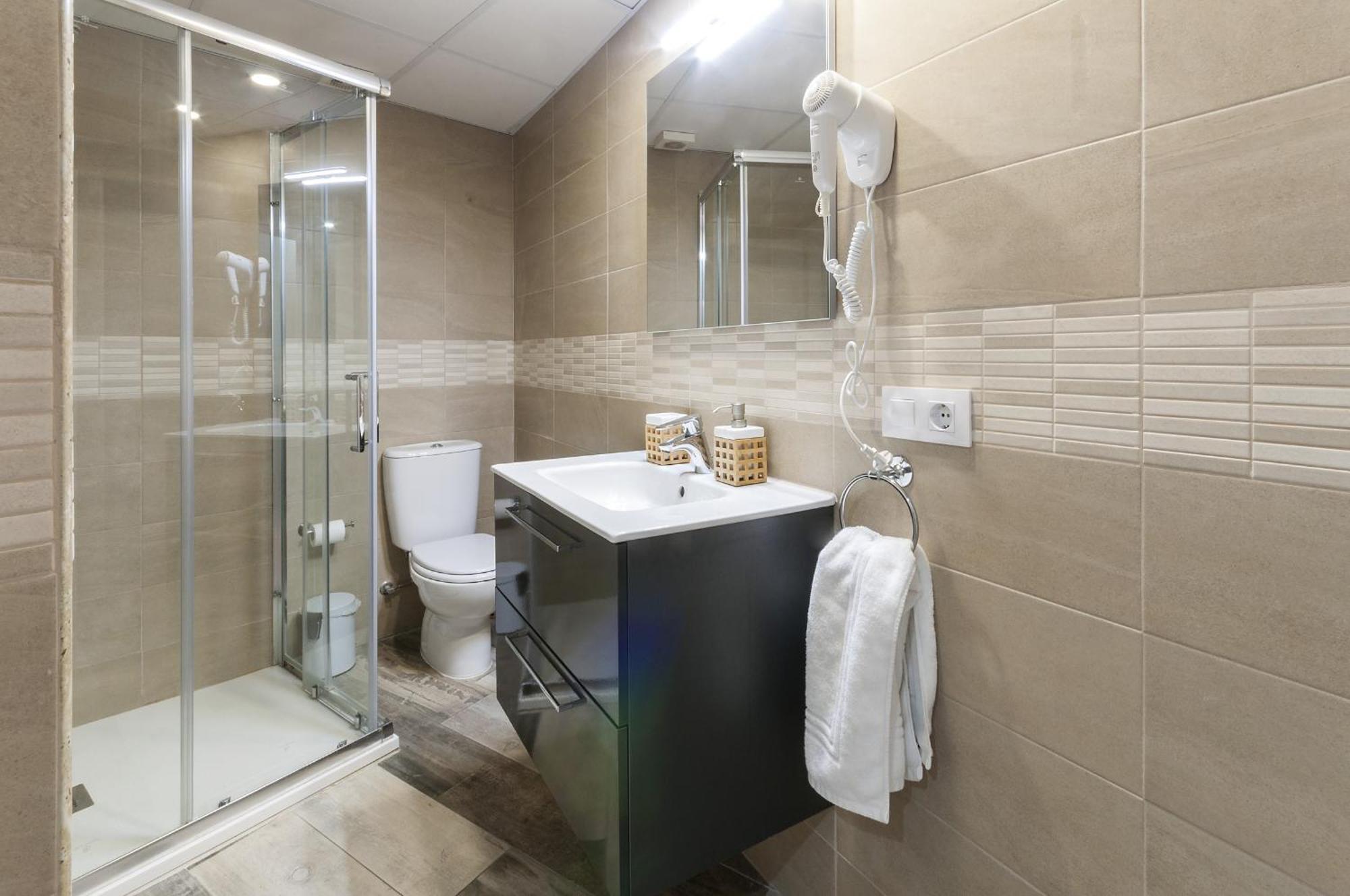 Apartamentos Al-Andalusi دينايا المظهر الخارجي الصورة